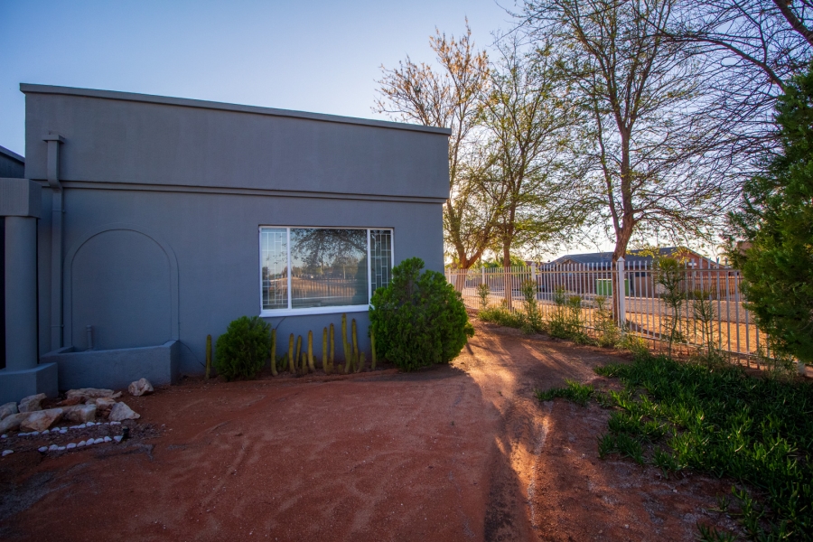 3 Bedroom Property for Sale in Keidebees Northern Cape